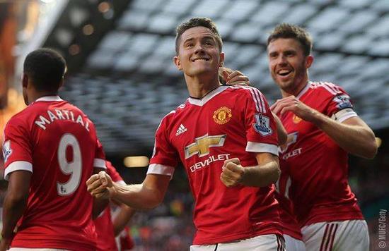 持连胜势头 持连胜势头